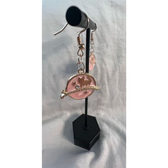 Handmade Pink Circular Cat On A Branch Earrings With Jewel - Picture 3 of 4